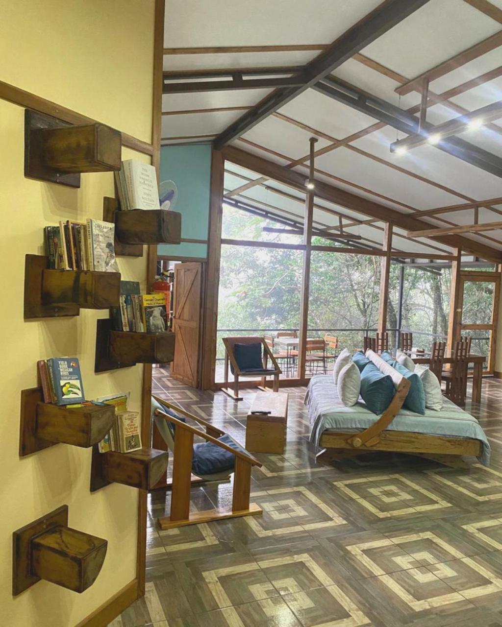 Above The Gulf, Vacation House Monteverde Bagian luar foto